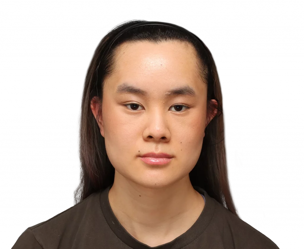 Frontaufnahme von Val nach der Operation